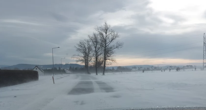 Nawiewy śniegu - Czadrów - video