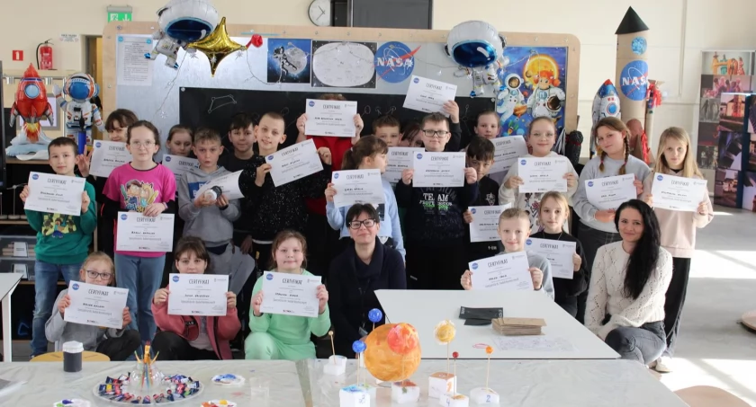 Pełna emocji i radości wycieczka do STEAM Kids Tech i SOWY w Wałbrzychu.