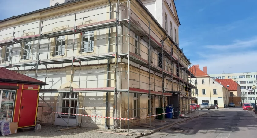 Ruszył remont ratusza w Lubawce