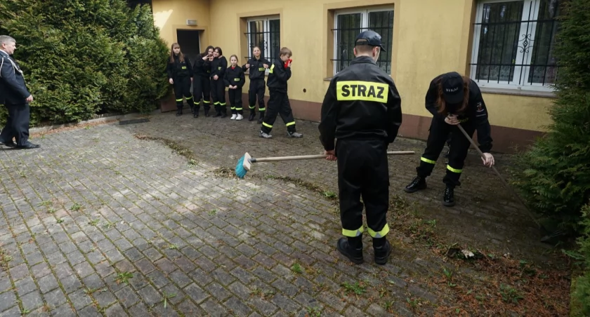 Nie tylko warta