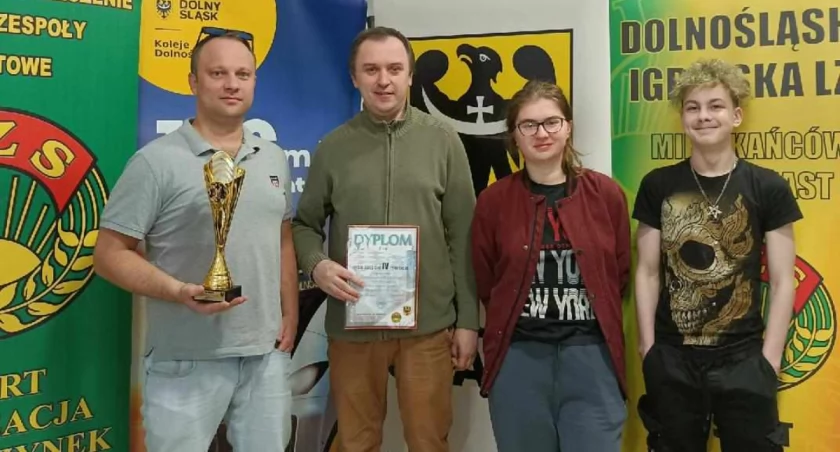 Złota Wieża z udziałem UKS Debiut Przedwojów