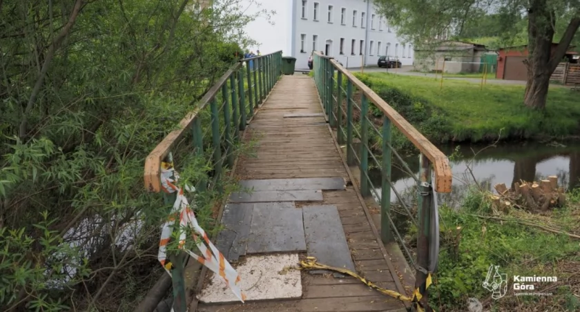 Rusza remont kładki na Wiejskiej