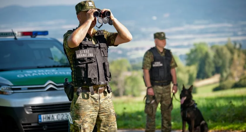 Na start ponad 6 tys. złotych na rękę! Wstąp w szeregi funkcjonariuszy Nadodrzańskiego Oddziału Straży Granicznej