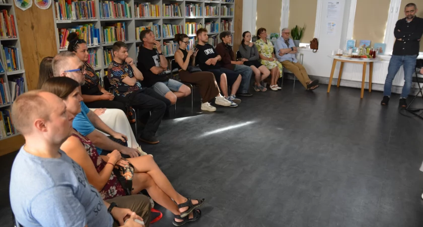 O fotografii w bibliotece
