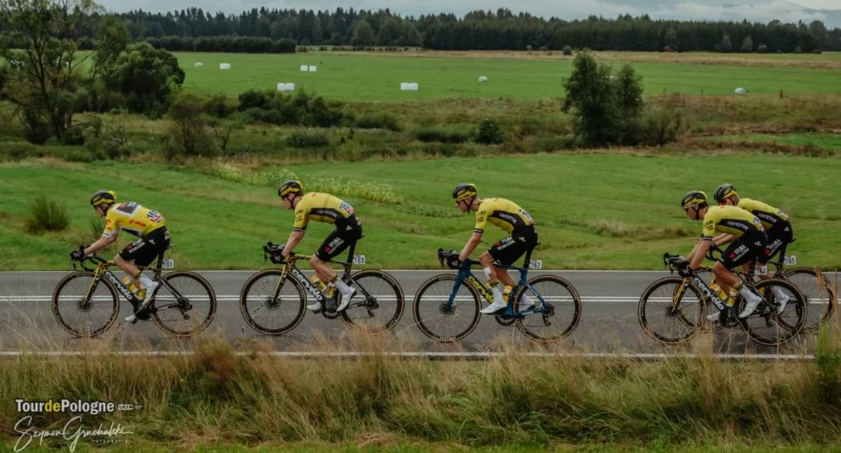 Finisz przy krakowskich Błoniach na koniec 81. Tour de Pologne
