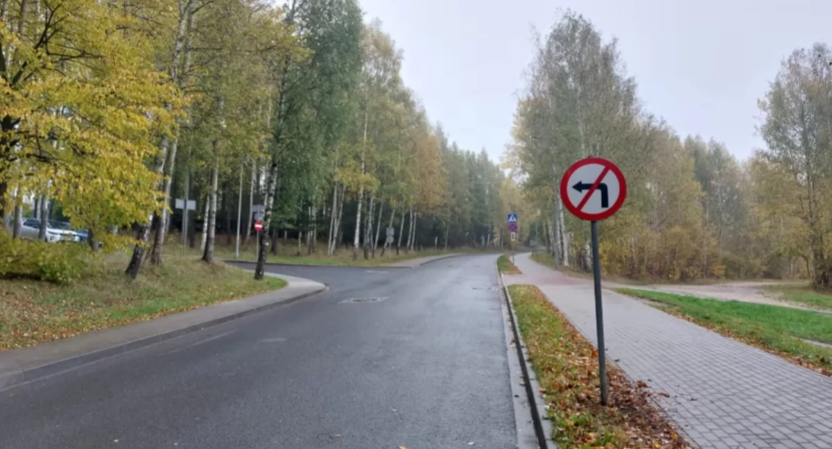 Zmiana przy kamiennogórskim cmentarzu