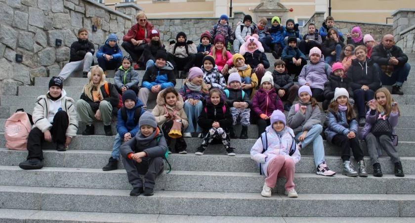 Inspirujące spotkanie przyrodniczo-historyczne w Centrum Przyrodniczo-Edukacyjnym KPN Pałac Sobieszów.