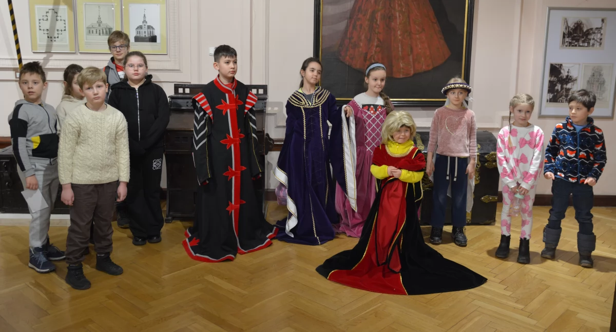 Poznawali kamiennogórskie muzeum