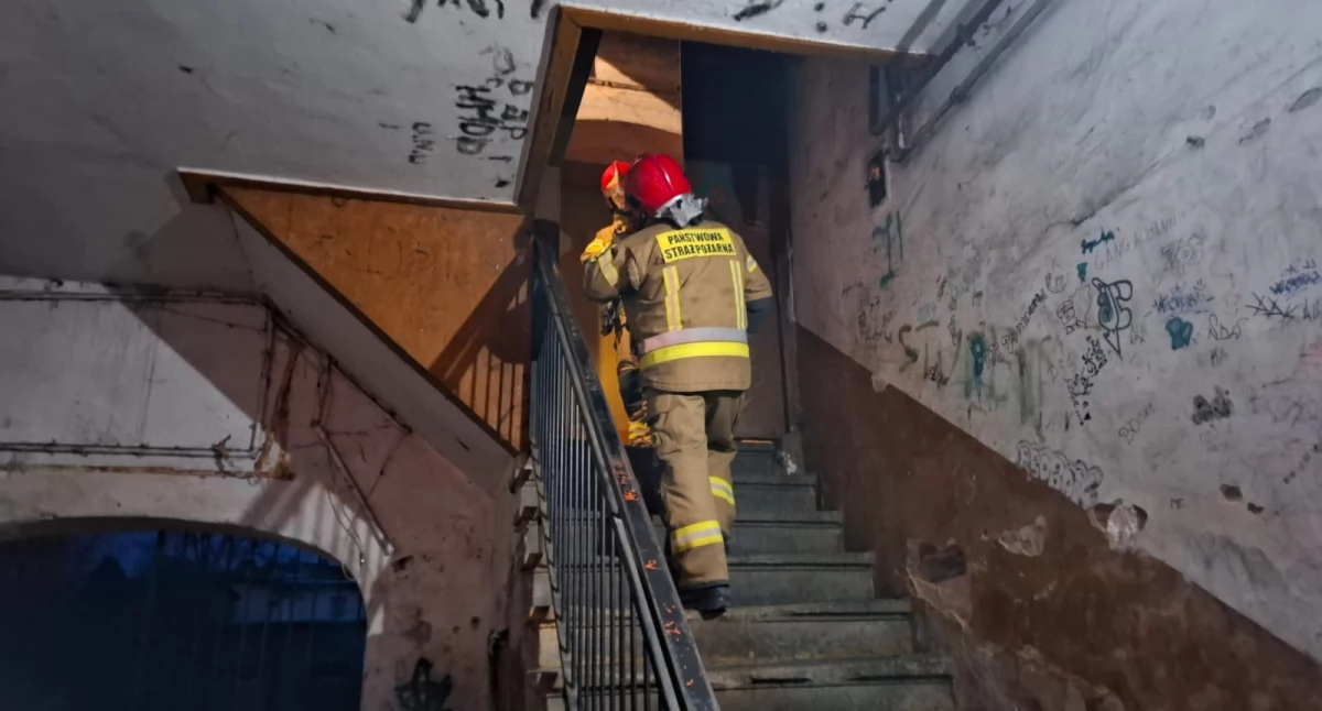 Akcja strażaków w centrum Kamiennej Góry