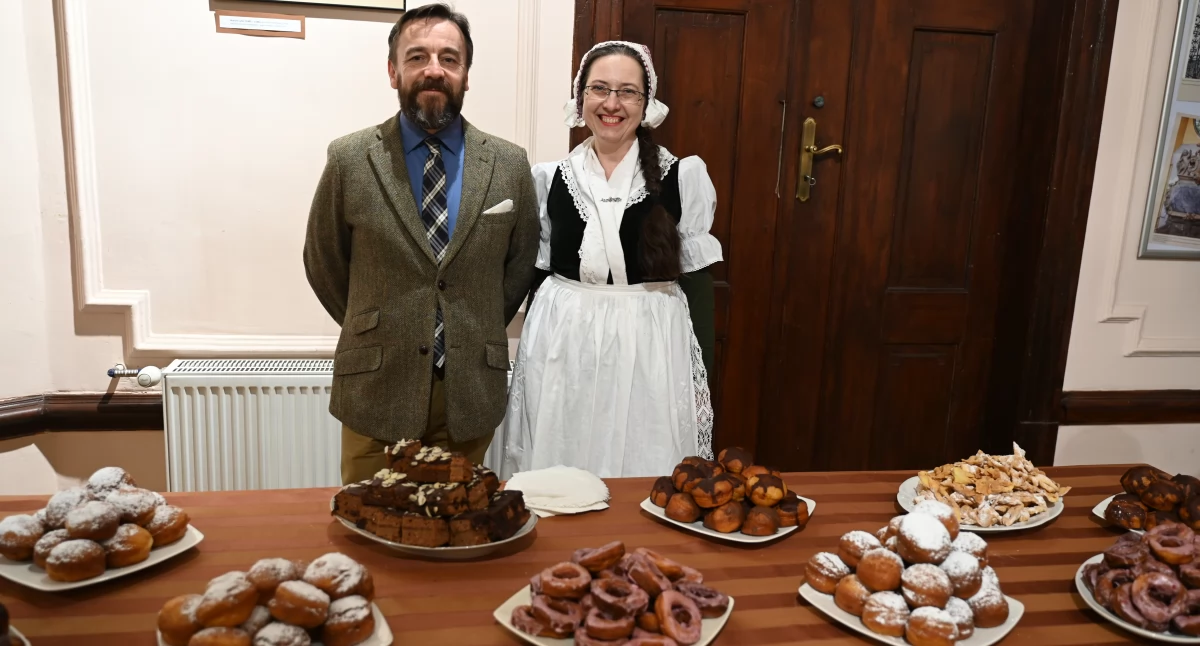 O zwyczajach w Muzeum Tkactwa