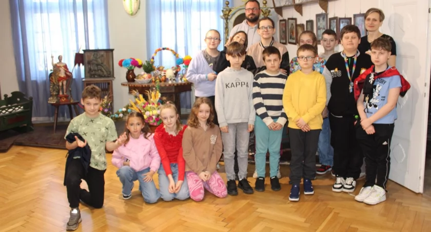 O zwyczajach i tradycjach Świąt Wielkanocnych w Muzeum Tkactwa. 
