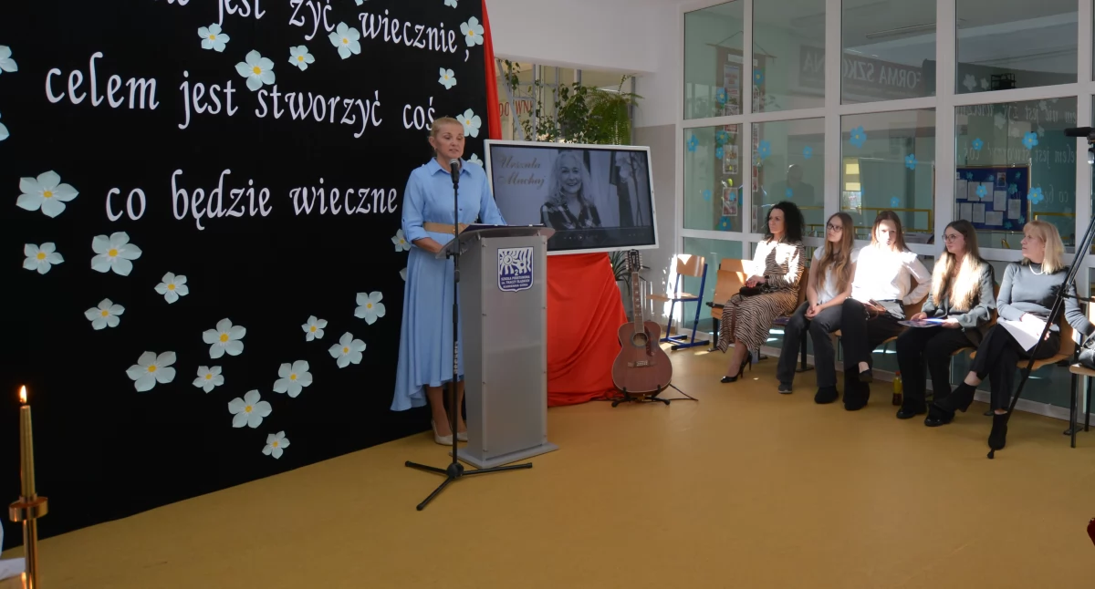 Uroczyste odsłonięcie tablicy poświęconej śp. Urszuli Machaj