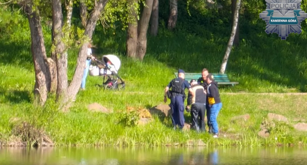 Senior uratowany podczas festynu
