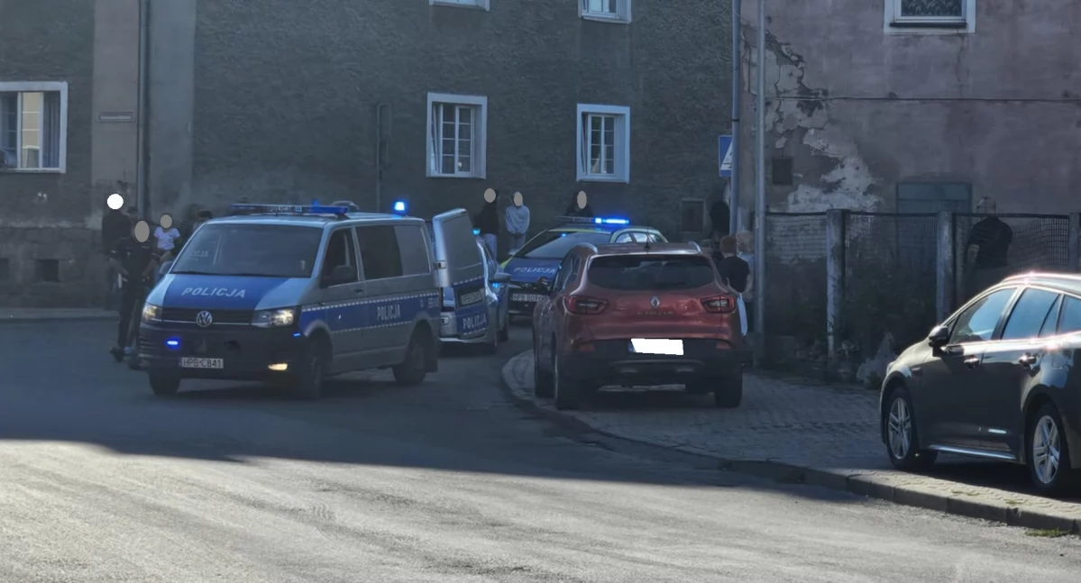 Uciekając skoczył z mostu