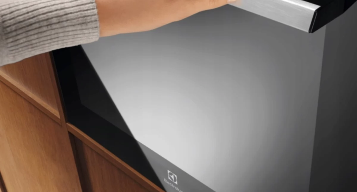Potrawy jak w restauracji – piekarnik parowy Electrolux z AI zadba o perfekcyjny efekt