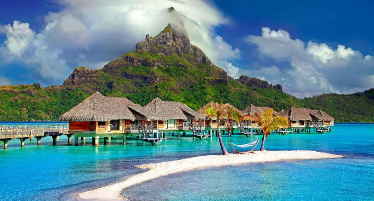 Tahiti: czarne plaże i kultura Maorysów w sercu Polinezji Francuskiej