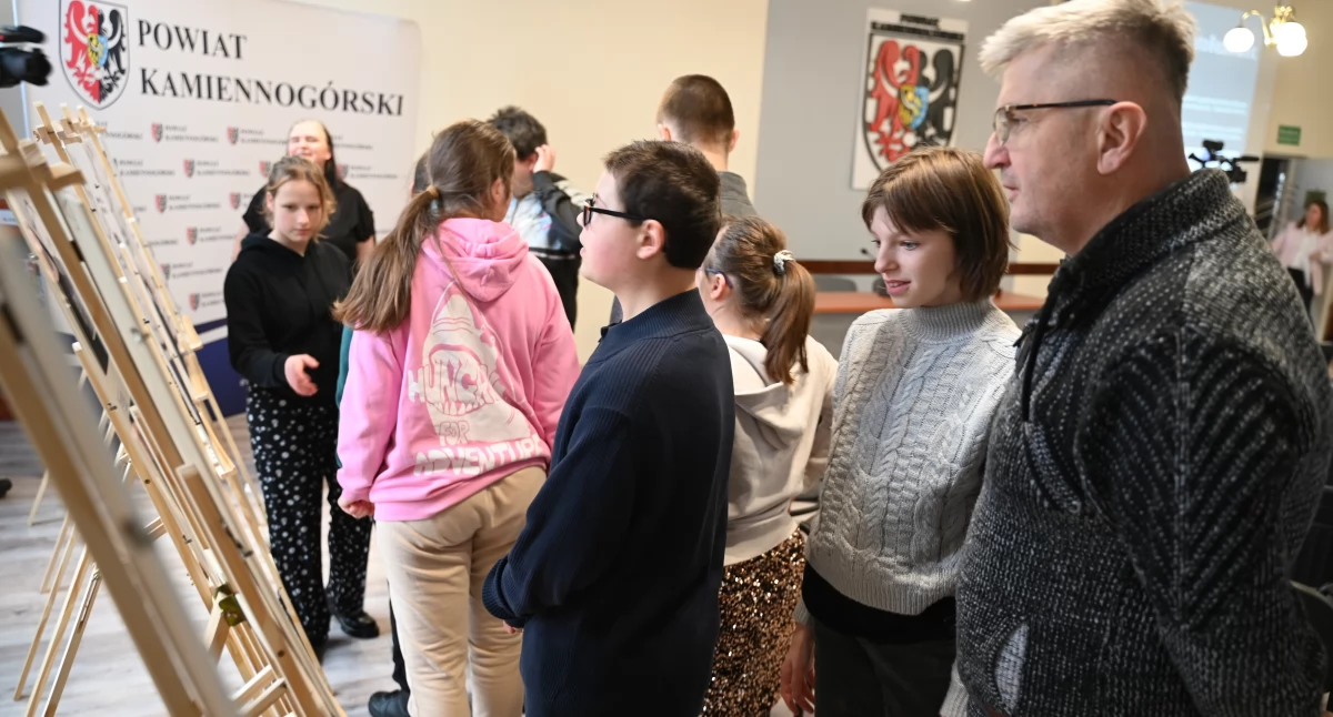 Fotograficzne projekty powiatu kamiennogórskiego i Zaclerza