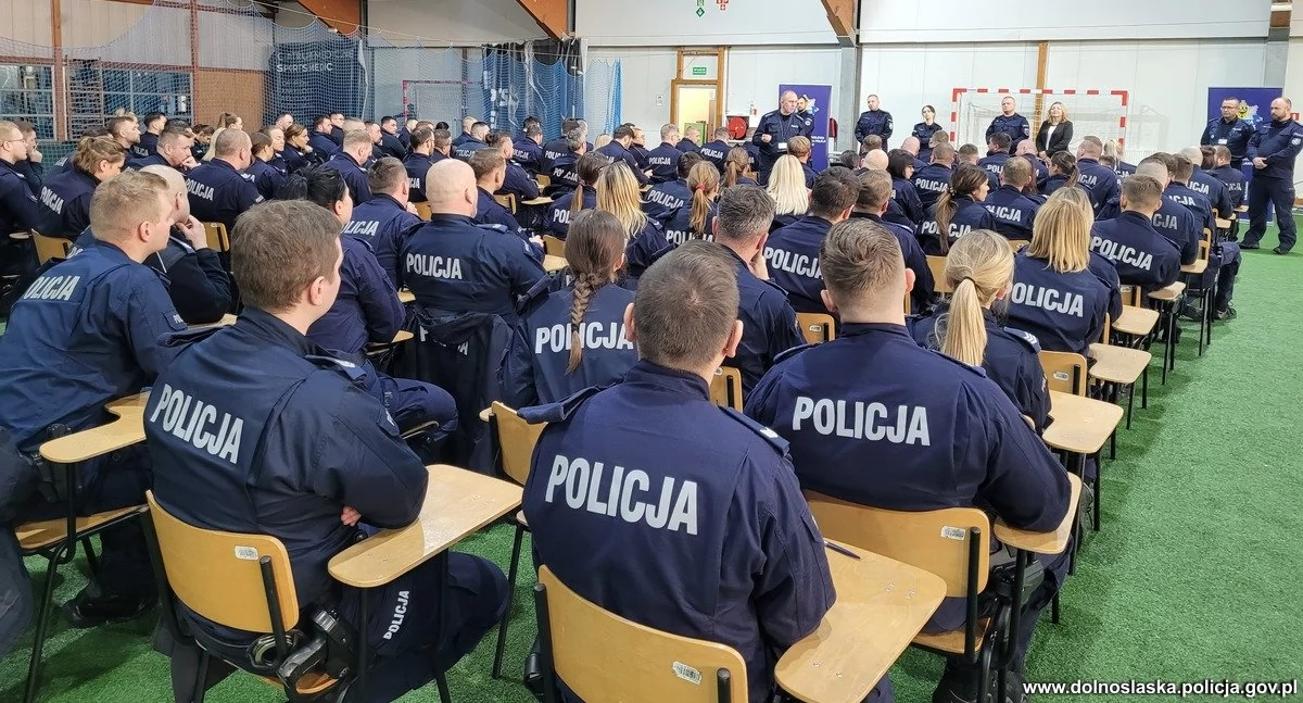 Aspiranckie szkolenie kamiennogórskich funkcjonariuszy