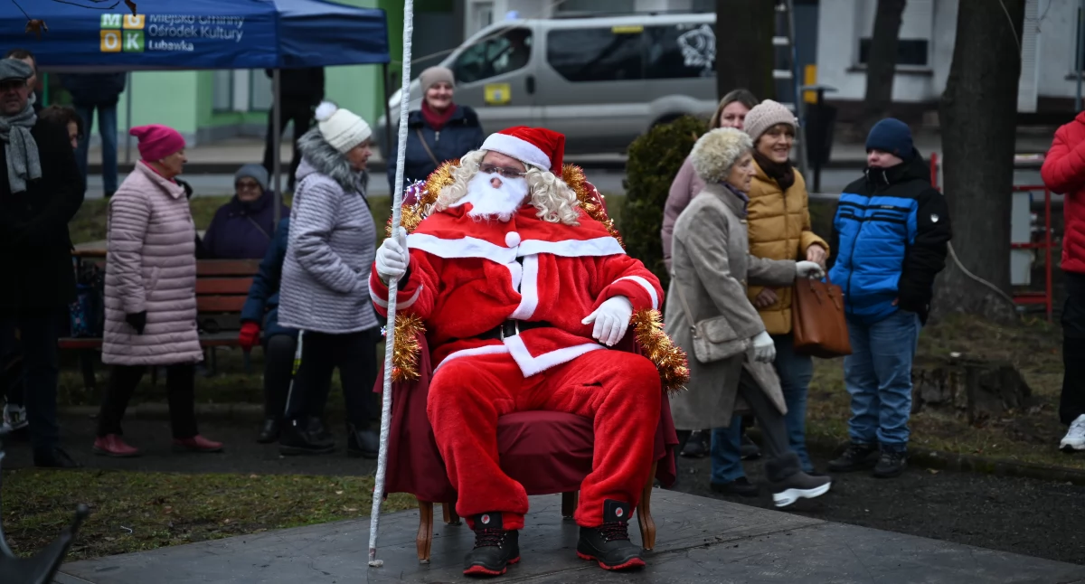 Rozświetlenie choinki w Lubawce