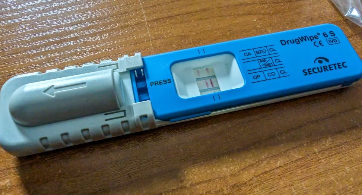 Tester wykazał obecność dwóch narkotyków