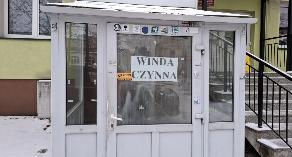 Winda czynna, ale...