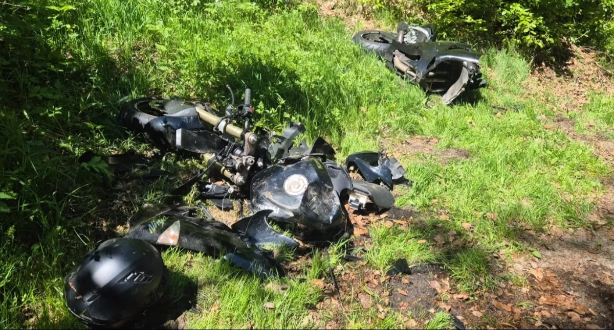 Poszkodowany motocyklista na przełęczy