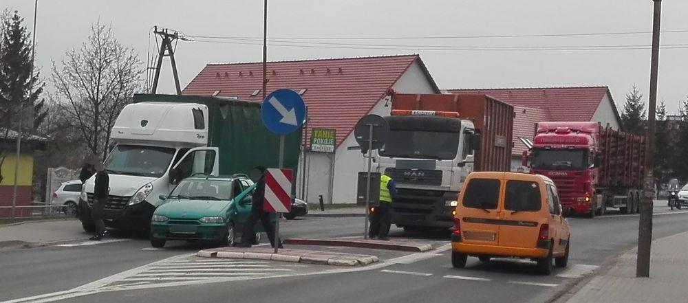 Utrudnienia na Jeleniogórskiej