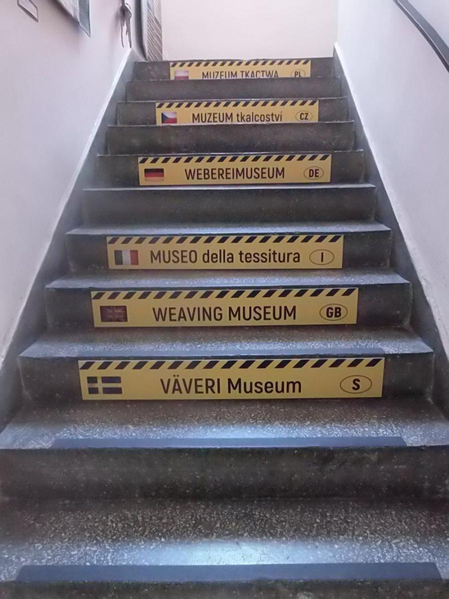 Bezpiecznie, z uśmiechem