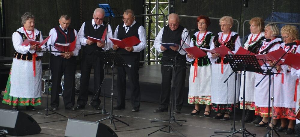 Biesiada z przerwą