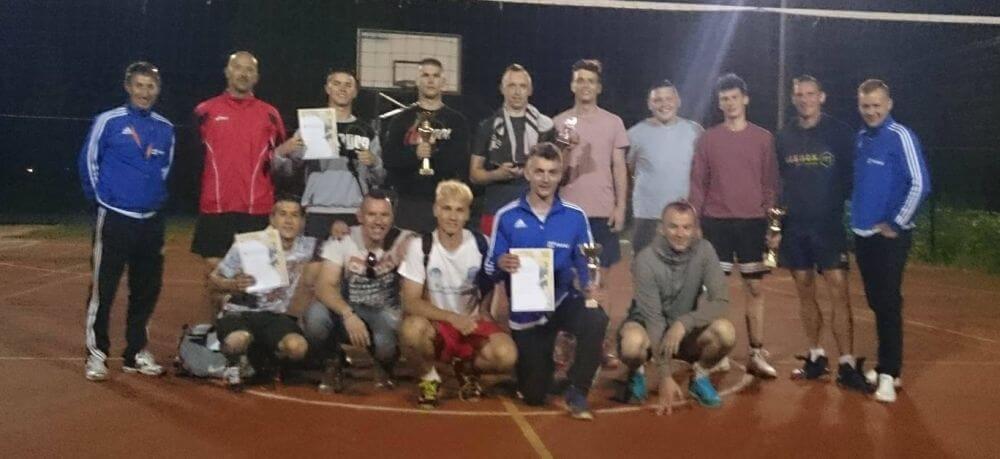 Grali w nocy - galeria zdjęć