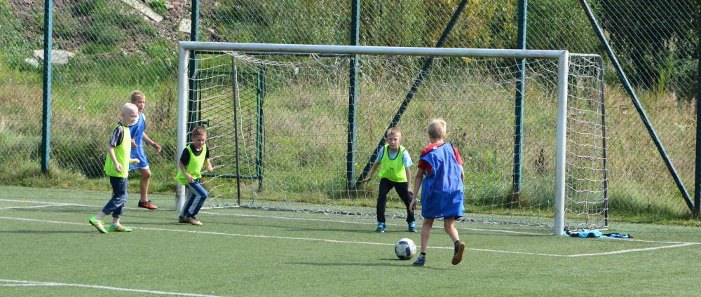 Zabawy na Orliku - galeria zdjęć