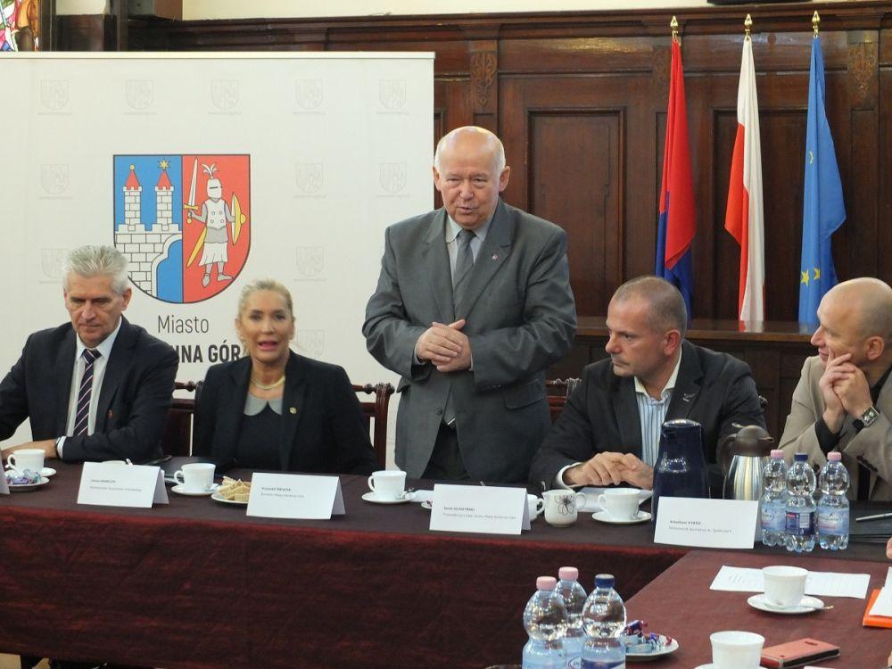 Wsparcie dla kamiennogórskich klubów