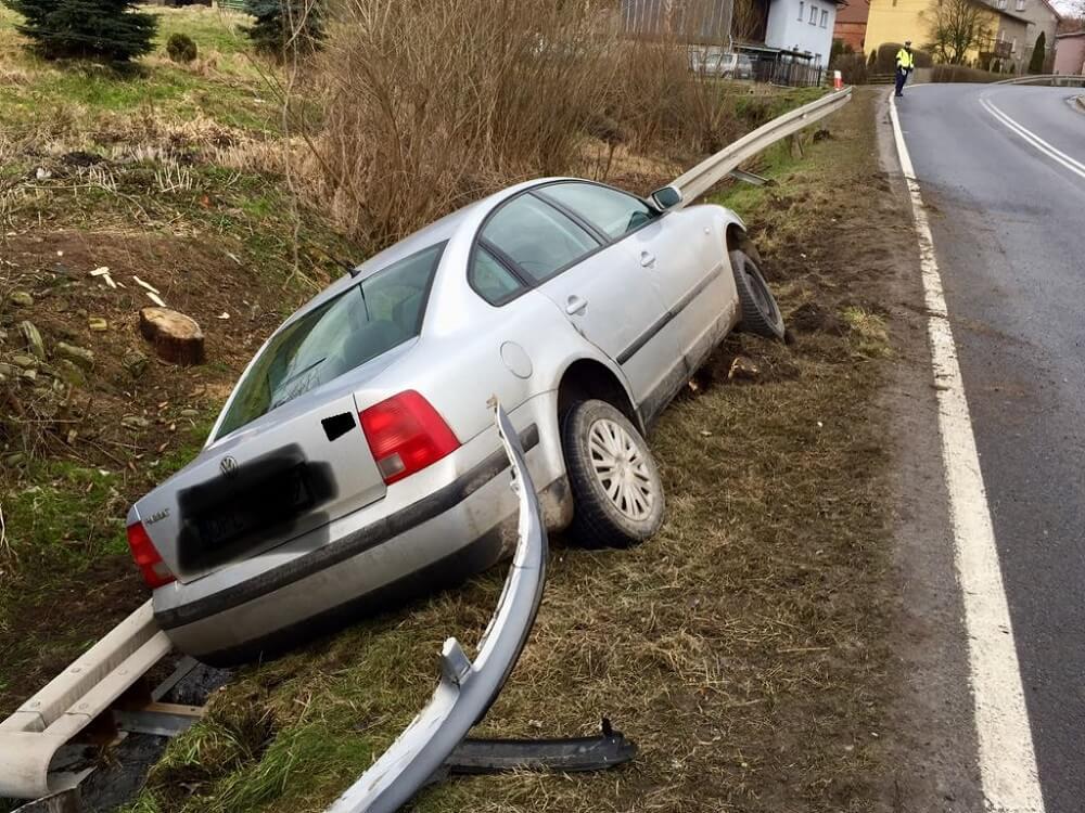 Zawisła na barierce