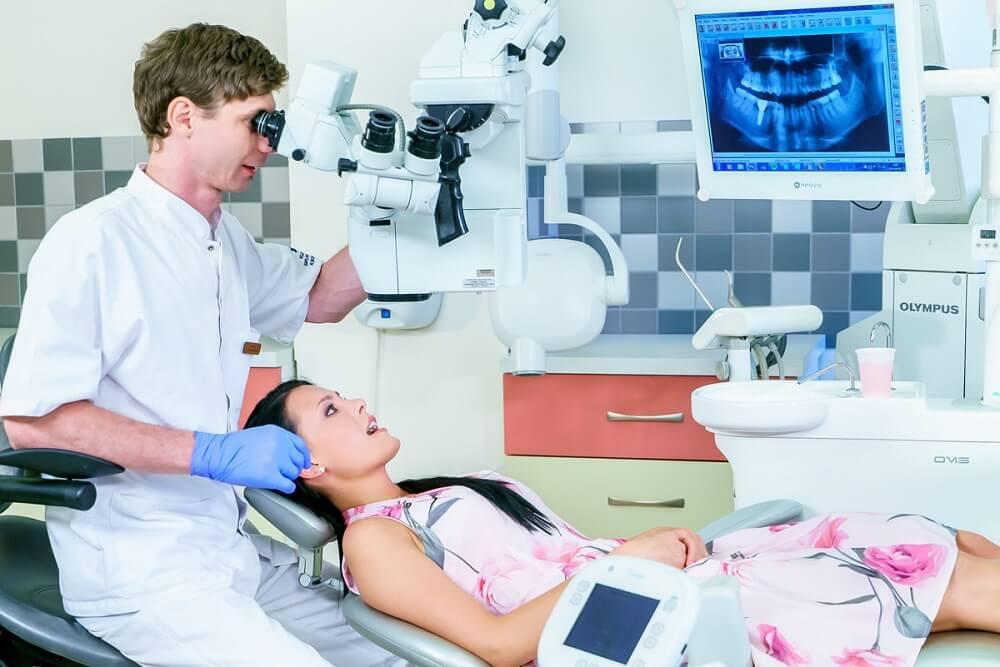 5 cech dobrego dentysty - na co zwrócić uwagę przy wyborze gabinetu stomatologicznego.