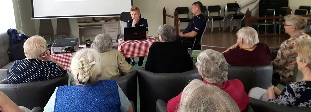 Policjanci u seniorów