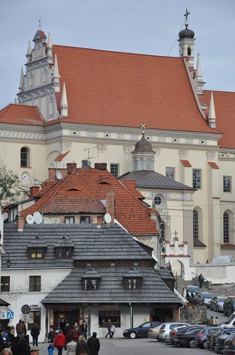 Wybierasz się na Festiwal ?Dwa Brzegi?? Przejrzyj noclegi w Kazimierzu Dolnym