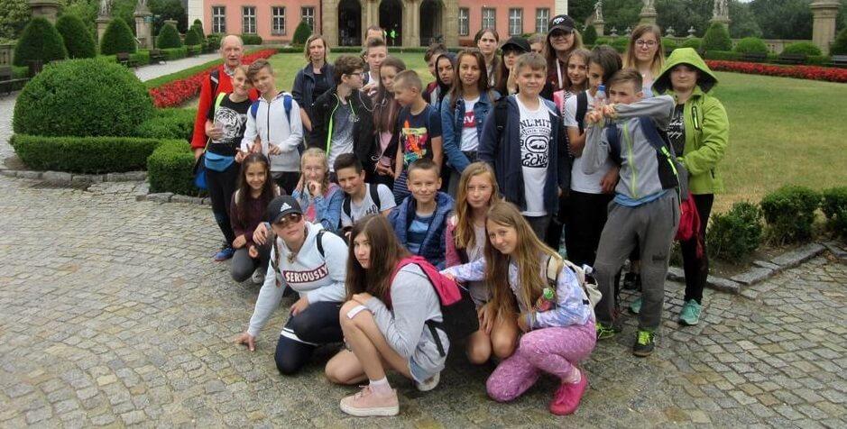 Ścieżkami dydaktycznymi Książańskiego Parku Krajobrazowego
