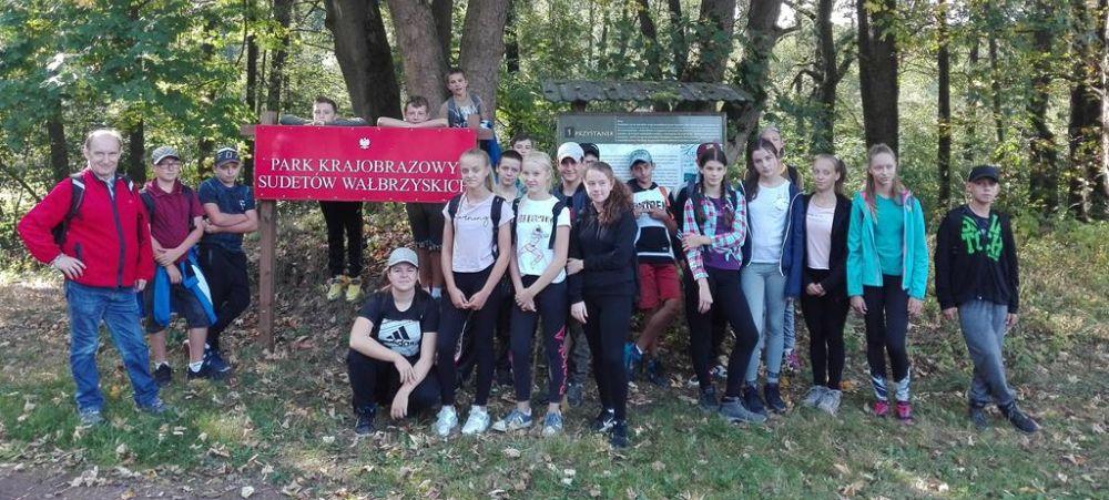 Poznawali Park Krajobrazowy Sudetów Wałbrzyskich