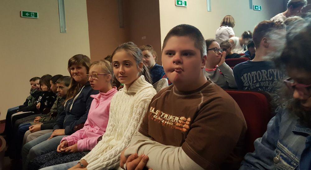 Z wizytą w teatrze
