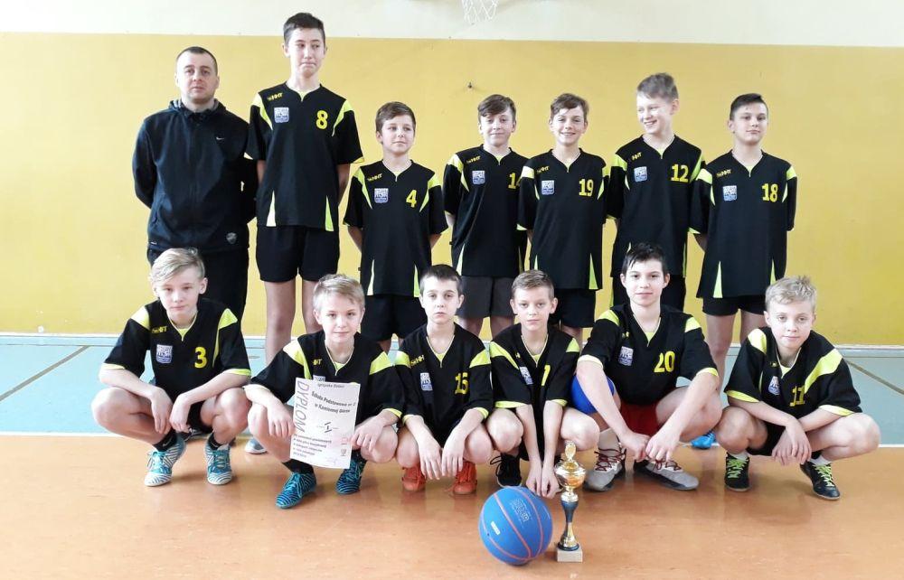 Powiatowa koszykówka - Igrzyska Dzieci