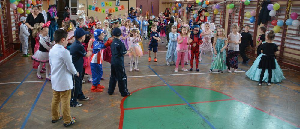 Przedszkolny bal - galeria zdjęć