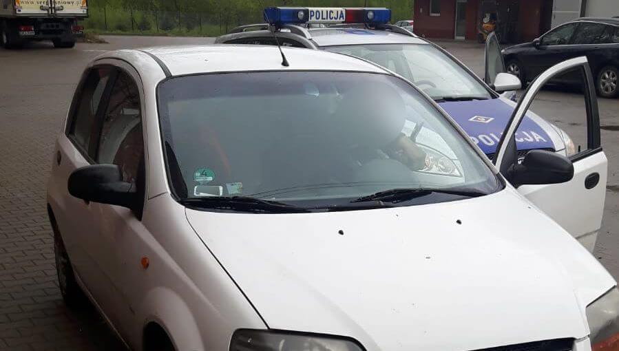 Potrącenie na parkingu