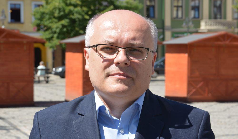 Senator o nowych programach