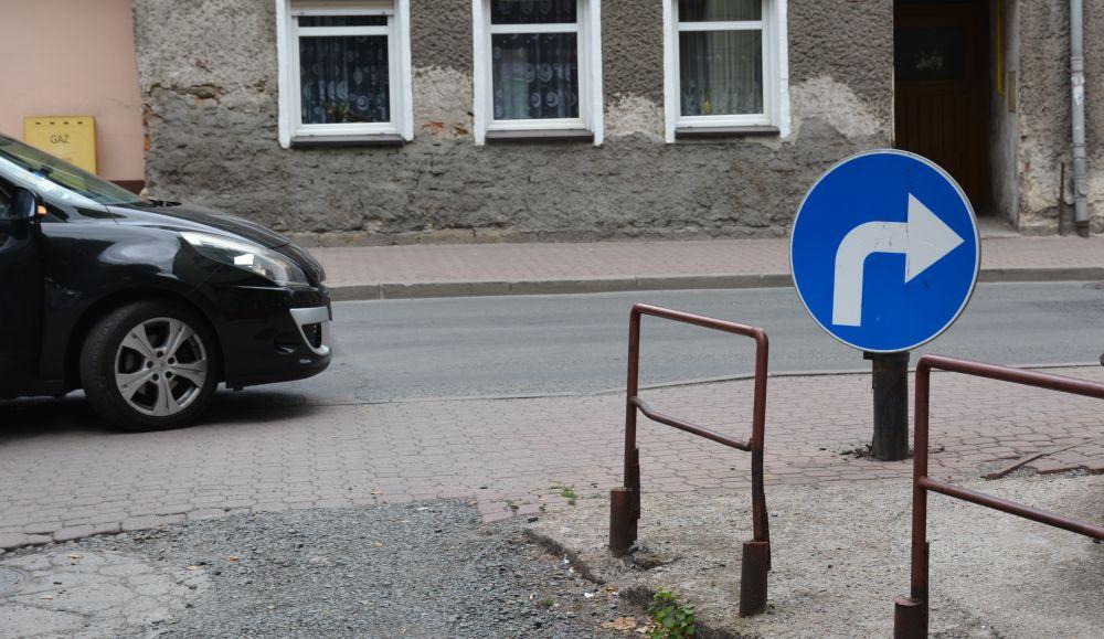 Nietypowy montaż
