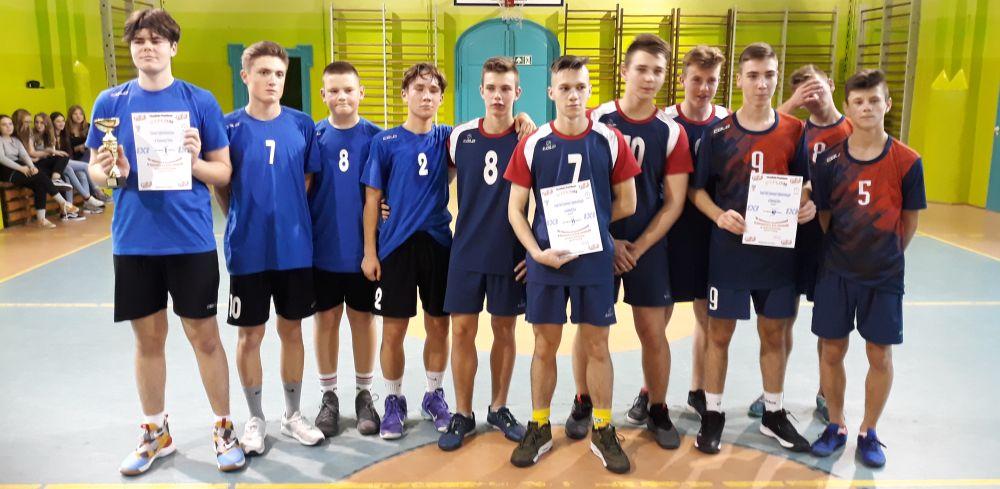 Powiatowa Licealiada ? koszykówka 3x3