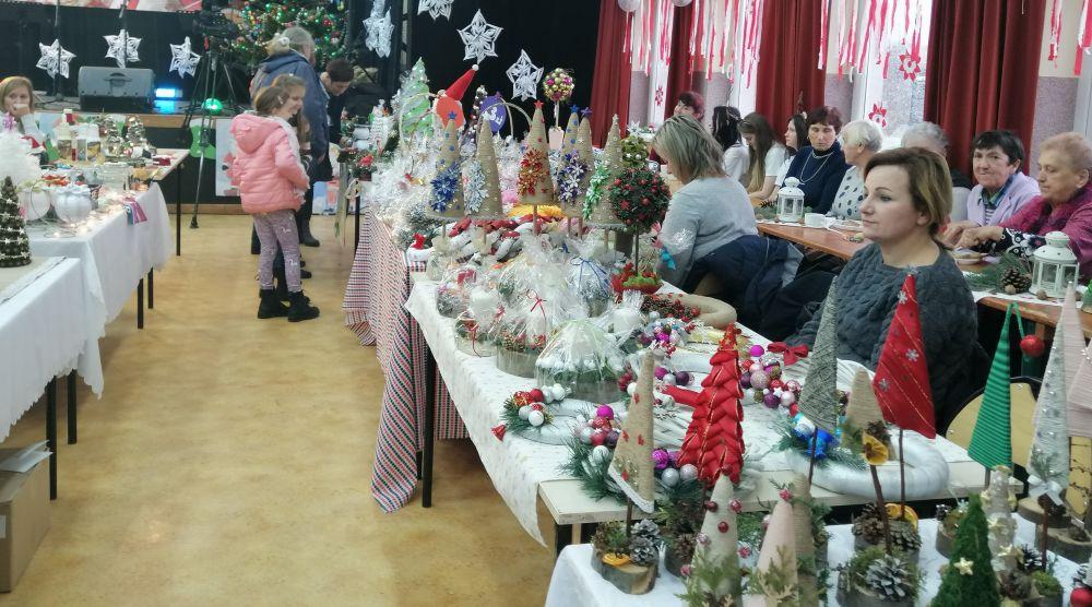 Kiermasz w Marciszowie - galeria zdjęć