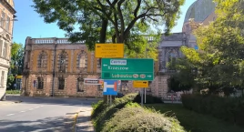 Bałagan ze znakami w Kamiennej Górze