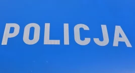 Uderzył w inny samochód i uciekł. Świadkowie ruszyli za nim.