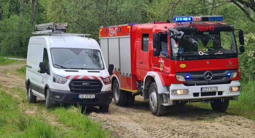 Samochód ciężarowy zerwał linie średniego napięcia