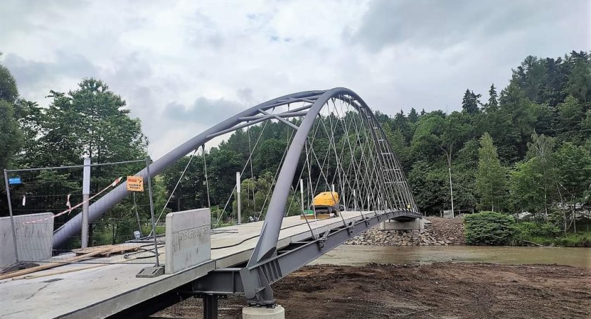Burmistrz o nowej kładce pieszo-rowerowej 